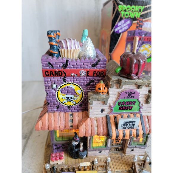 Lemax AS IS trick or treat candy shop Halloween village accessory - Picture 3 of 16